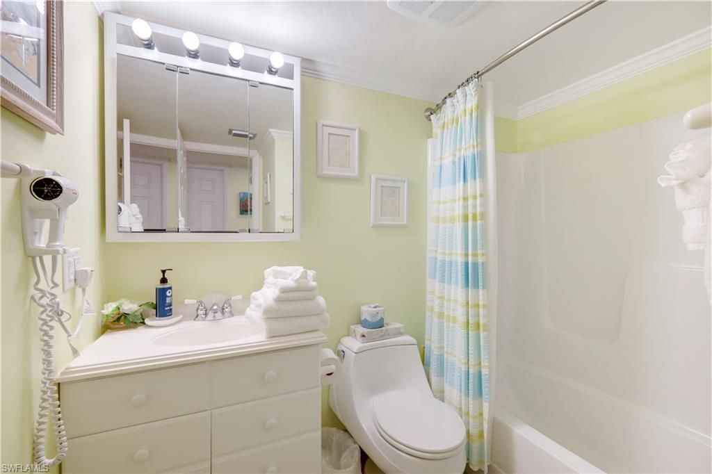 845 E Gulf Dr, Unit 422, Sanibel, FL 33957 Photo