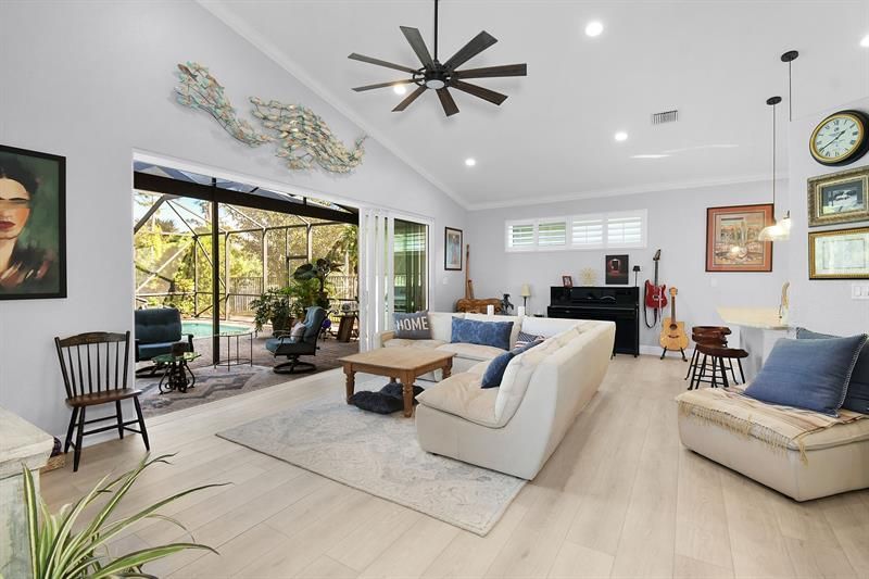 6848 SE Twin Oaks Cir, Stuart, FL 34997 Photo