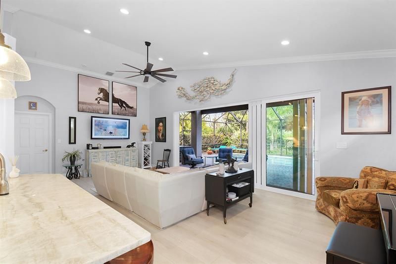 6848 SE Twin Oaks Cir, Stuart, FL 34997 Photo