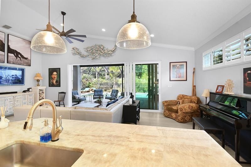 6848 SE Twin Oaks Cir, Stuart, FL 34997 Photo