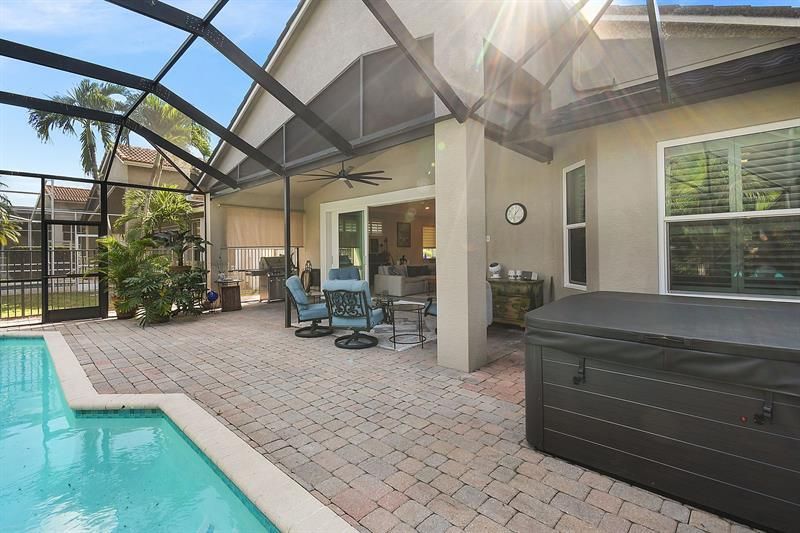 6848 SE Twin Oaks Cir, Stuart, FL 34997 Photo