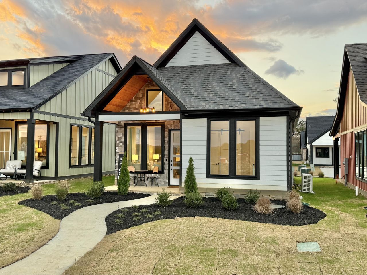 390 Idle Place Circle, Rossville, GA 30741 Main Photo