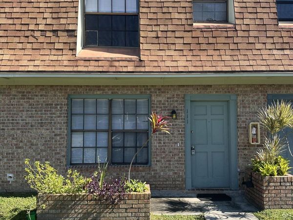 1301 Arlington Lane NE, Unit 111, Palm Bay, FL 32905