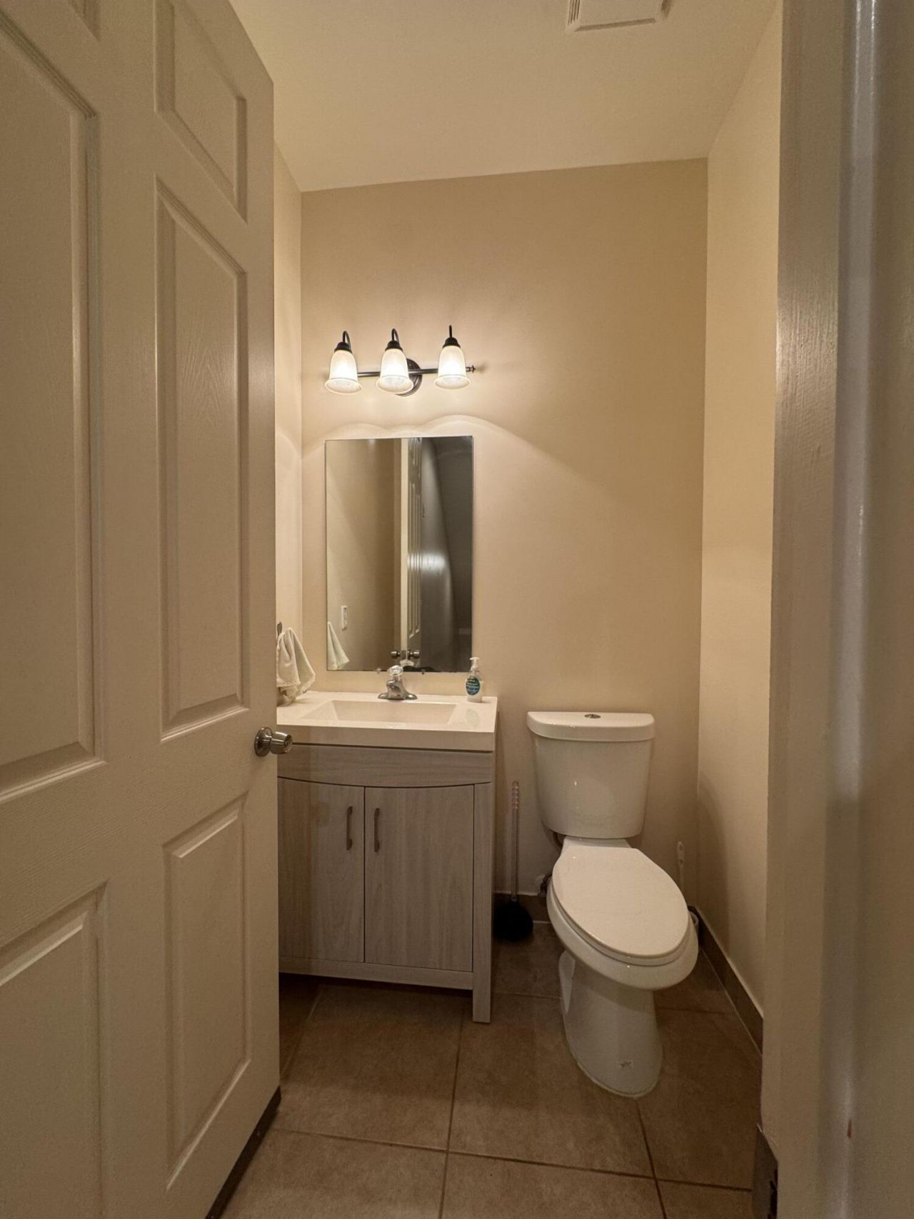 1033 NE 17th Way, Unit 604, Fort Lauderdale, FL 33304 Photo