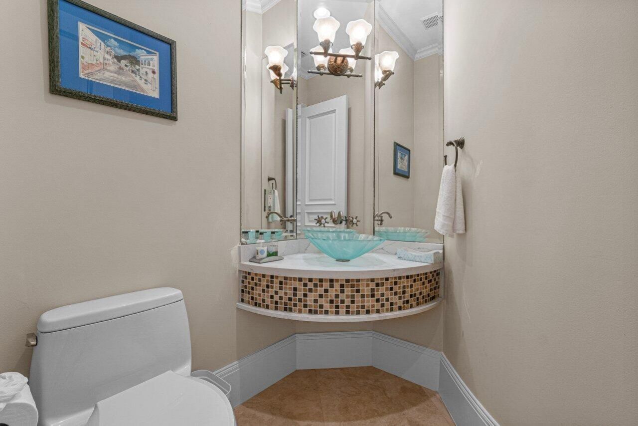 6103 N Ocean Boulevard N, Ocean Ridge, FL 33435 Photo
