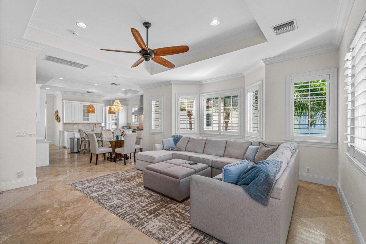 6103 N Ocean Boulevard N, Ocean Ridge, FL 33435 Photo