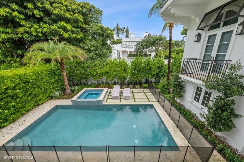 6103 N Ocean Boulevard N, Ocean Ridge, FL 33435 Photo