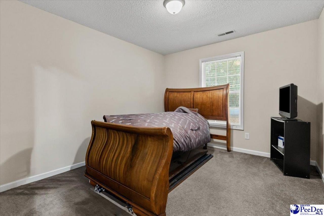 387 Drayton St Photo 20