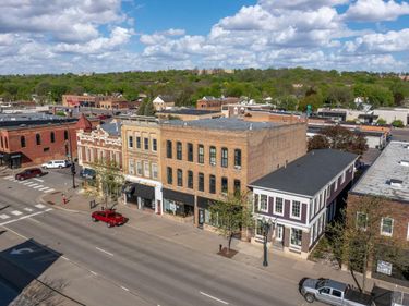 216 S Minnesota Avenue, Saint Peter, MN 56082