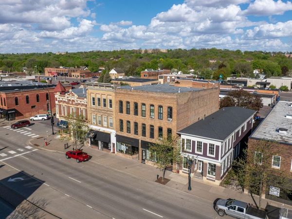 216 S Minnesota Avenue, Saint Peter, MN 56082