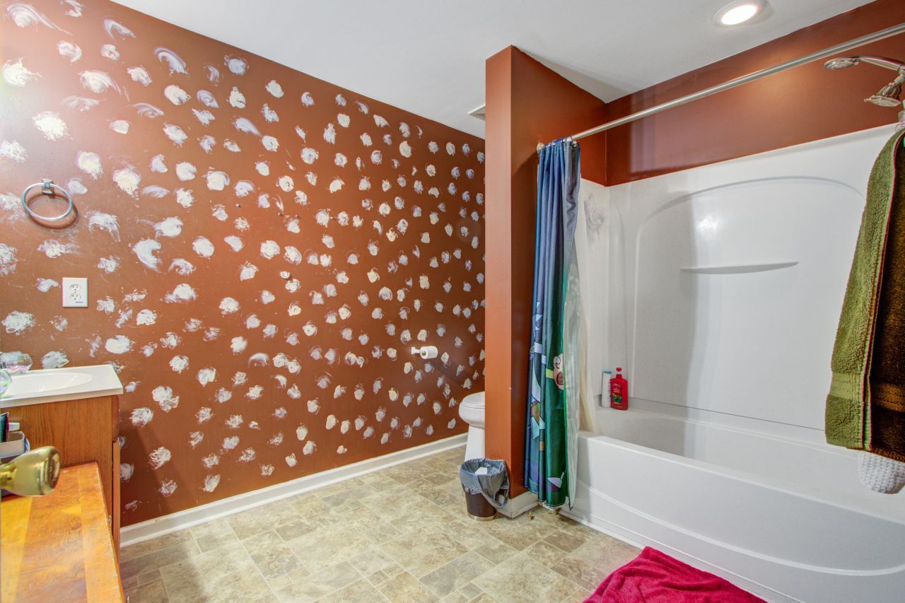 174 Education Boulevard Photo 32