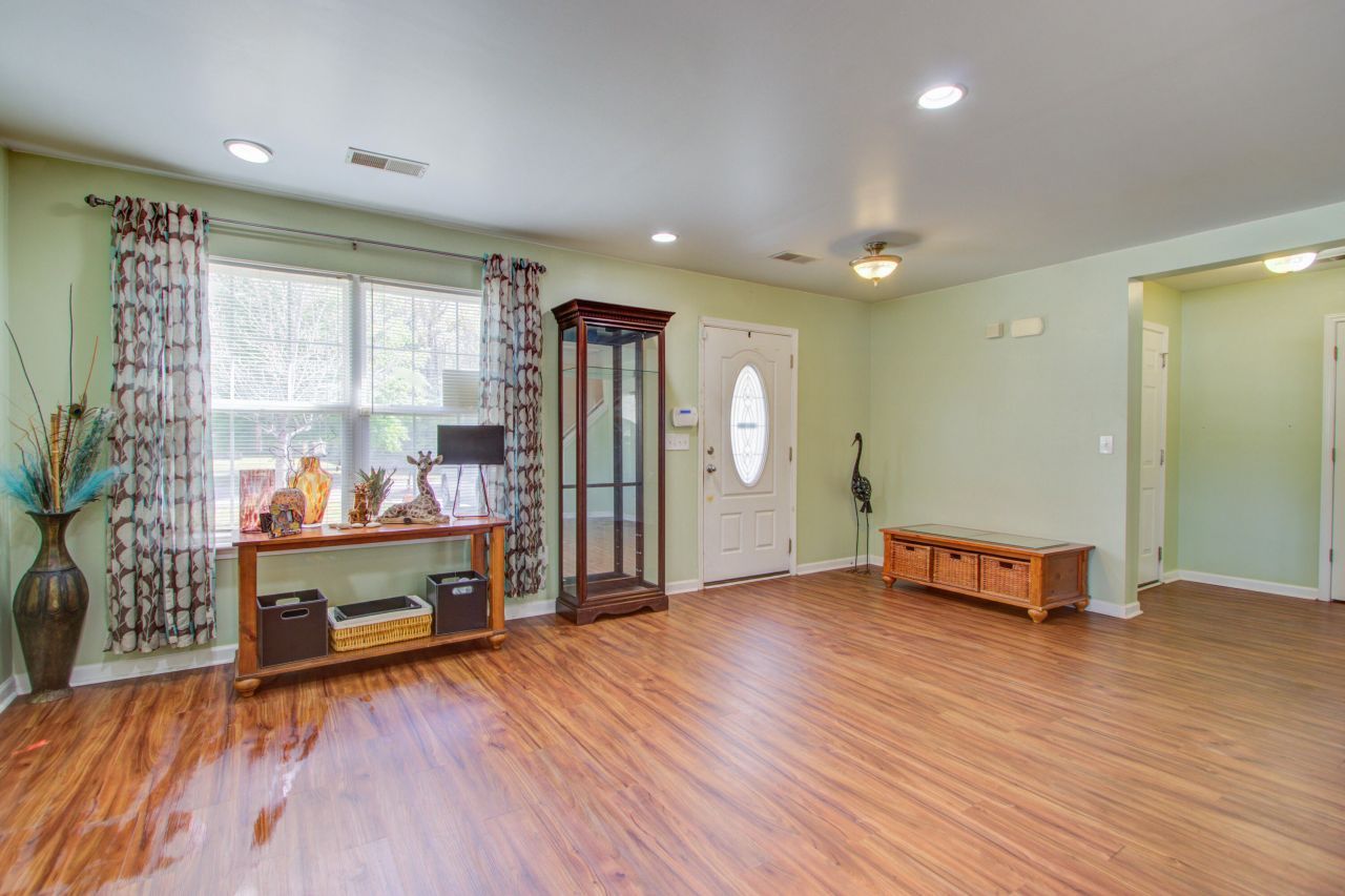 174 Education Boulevard Photo 6