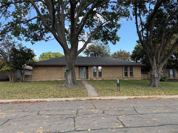 903 Emerson Drive, Allen, TX 75002