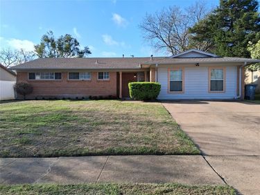 818 Emberwood Drive, Dallas, TX 75232