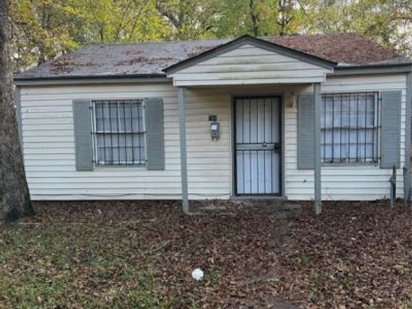 748 W 73rd Street , Shreveport, LA 71106