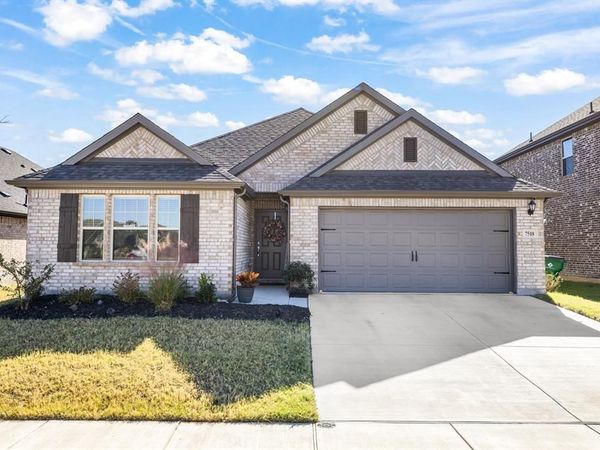 7518 Prairie Holly Lane, Venus, TX 76084