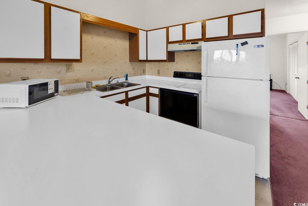 925 Fairwood Lakes Ln. Photo 6