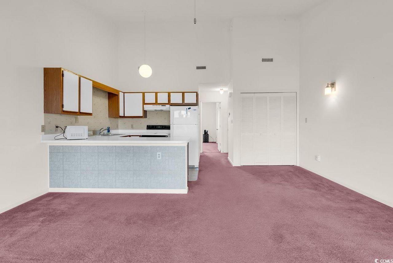 925 Fairwood Lakes Ln. Photo 7