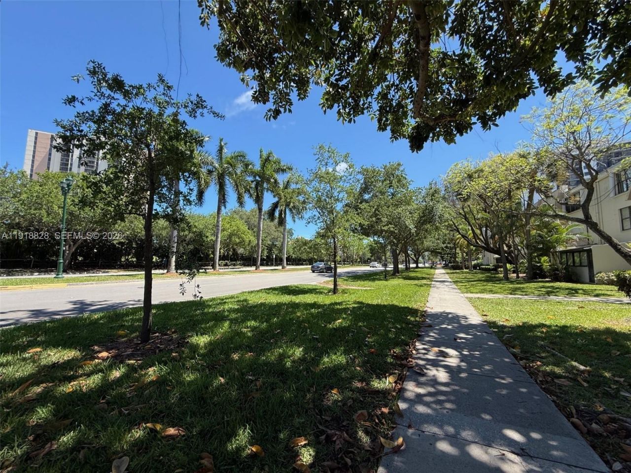 20200 W Country Club Dr, Unit 112, Aventura, FL 33180 Photo