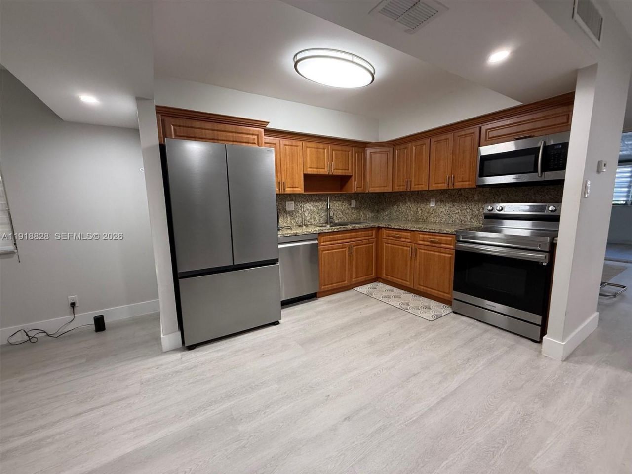 20200 W Country Club Dr, Unit 112, Aventura, FL 33180 Photo