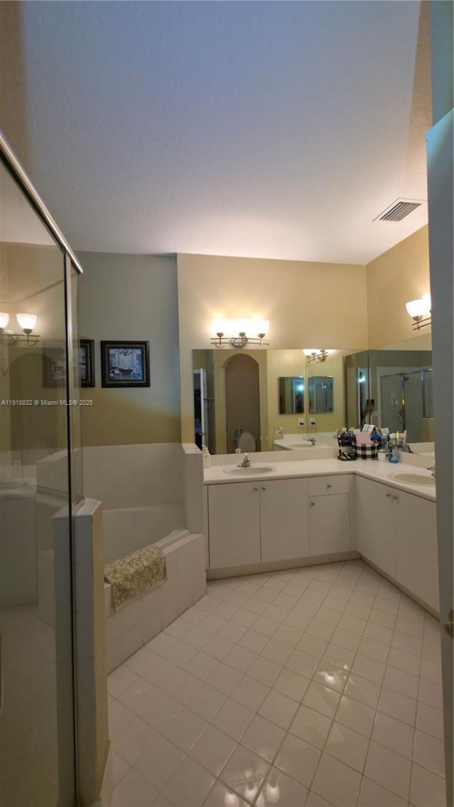 12847 SW 133rd St, Miami, FL 33186 Photo