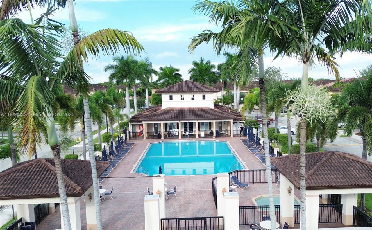 12847 SW 133rd St, Miami, FL 33186 Photo