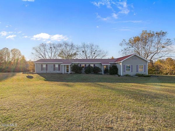 625 Garner Chapel Road, Mount Olive, NC 28365