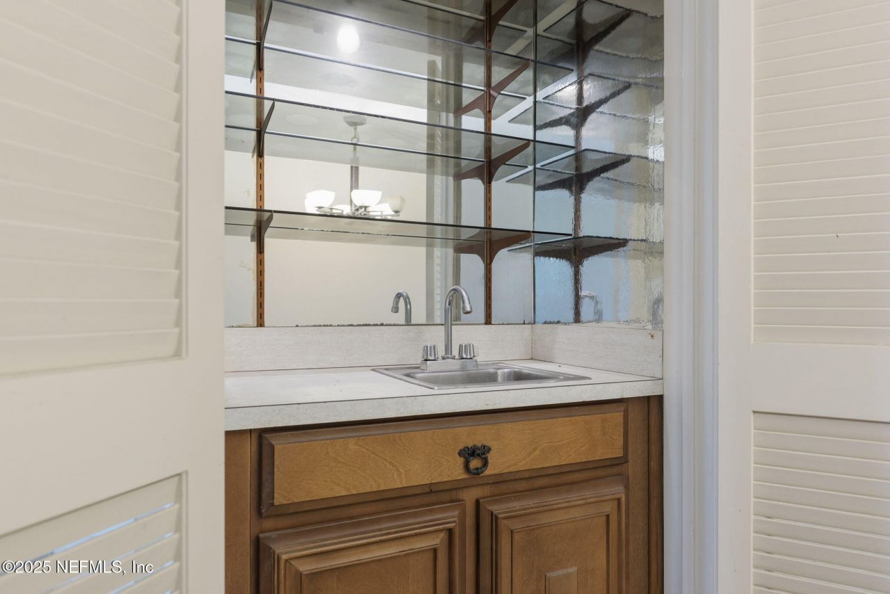 10 10th Street, Unit 2, Atlantic Beach, FL 32233 Photo