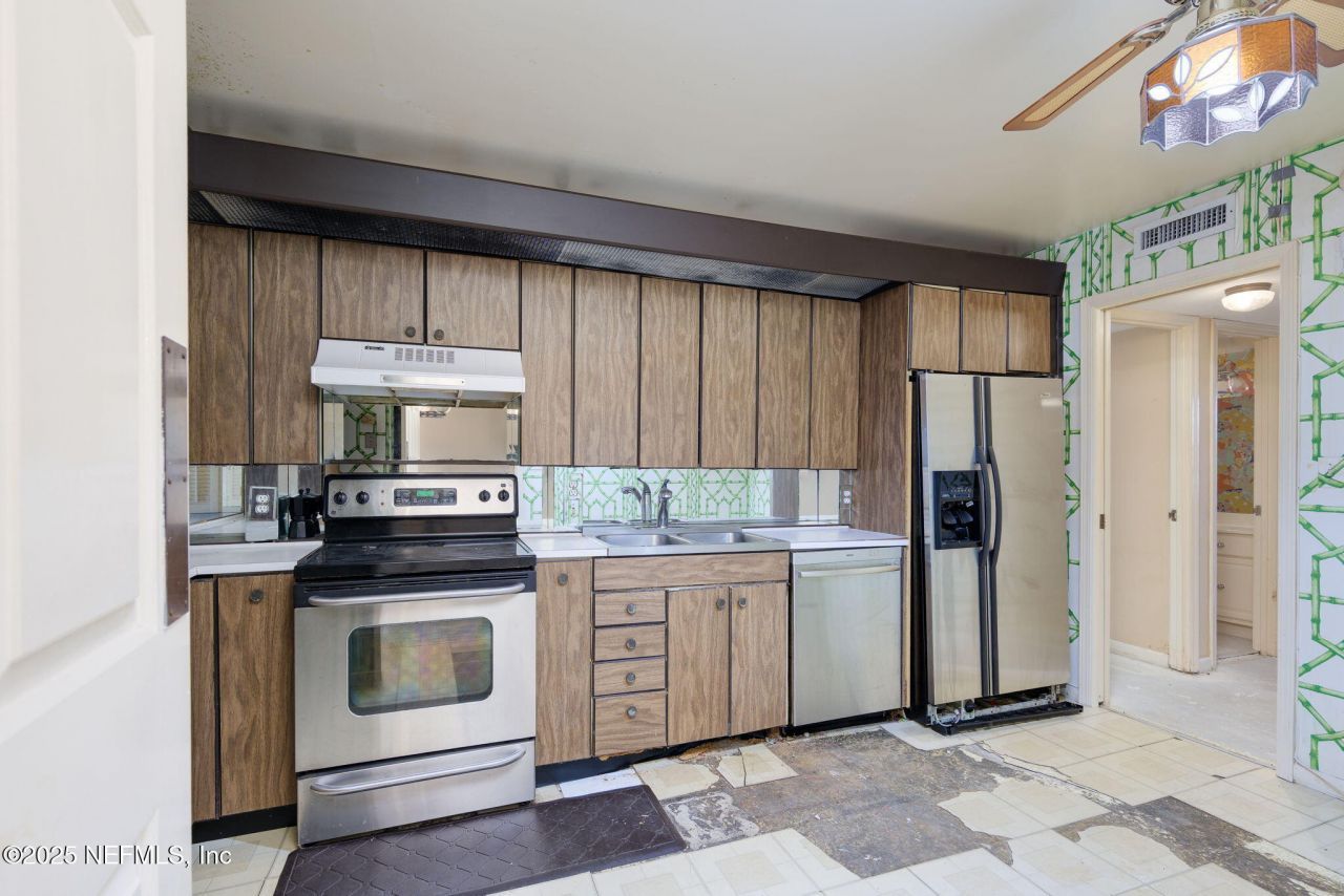 10 10th Street, Unit 2, Atlantic Beach, FL 32233 Photo