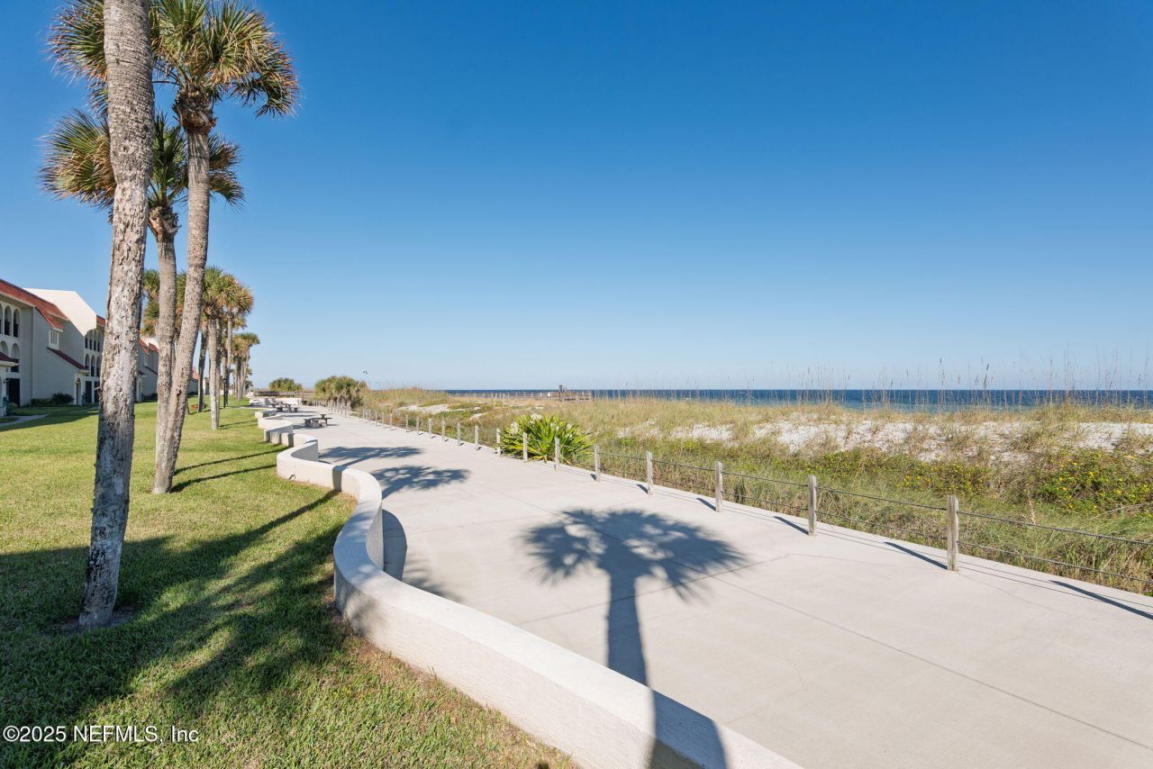 10 10th Street, Unit 2, Atlantic Beach, FL 32233 Photo