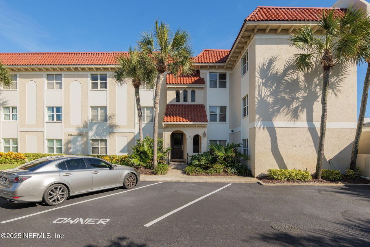 10 10th Street, Unit 2, Atlantic Beach, FL 32233 Photo