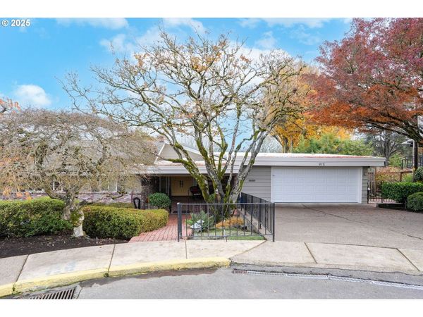 915 NW WESTWOOD PL, Corvallis, OR 97330