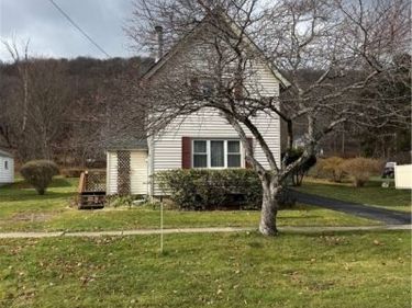 87 South Street, Cattaraugus, NY 14719