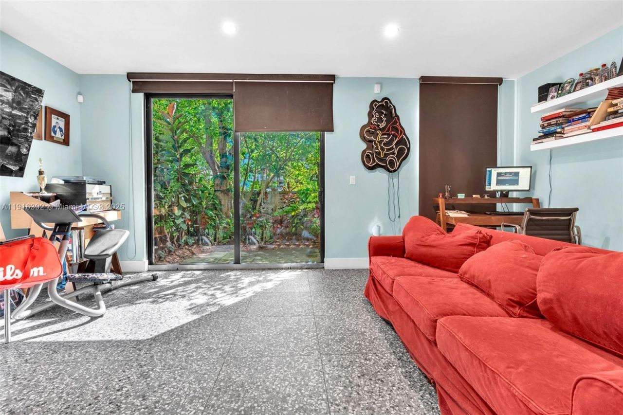 1162 98th St, Unit 4, Bay Harbor Islands, FL 33154 Photo