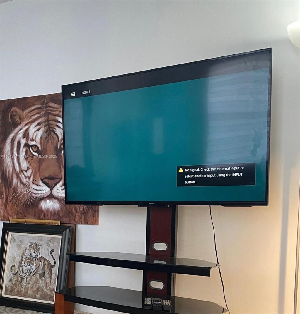 1355 NE 167th St, Unit 209, Miami, FL 33162 Photo