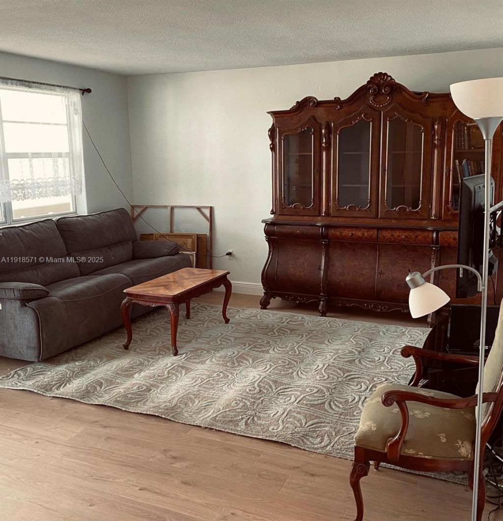 1355 NE 167th St, Unit 209, Miami, FL 33162 Photo