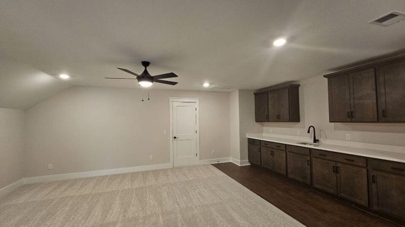 258 Huguenot Trail Photo 25