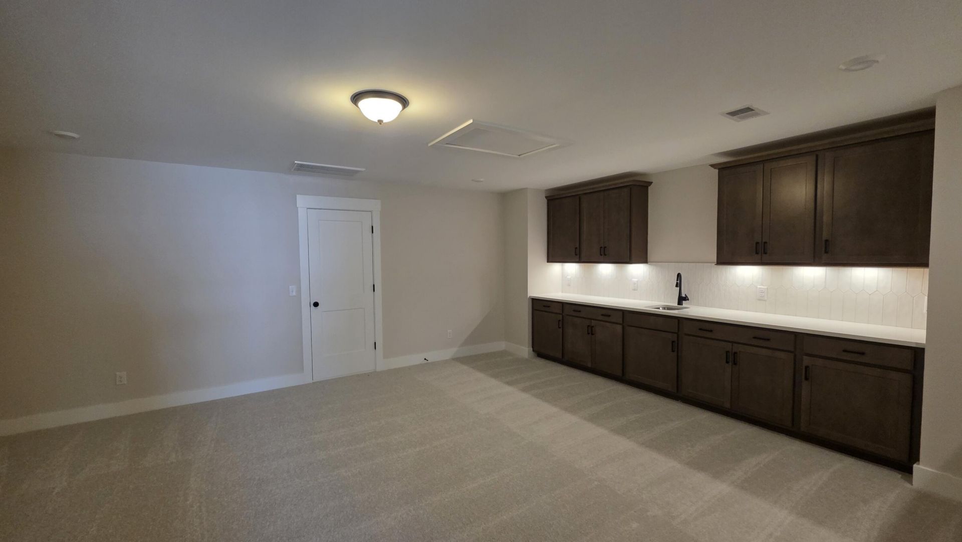 258 Huguenot Trail Photo 35