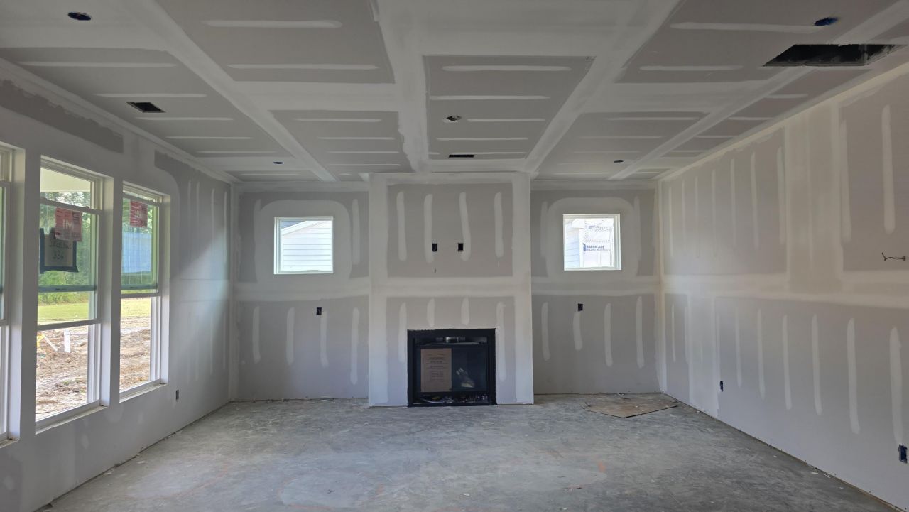 258 Huguenot Trail Photo 6