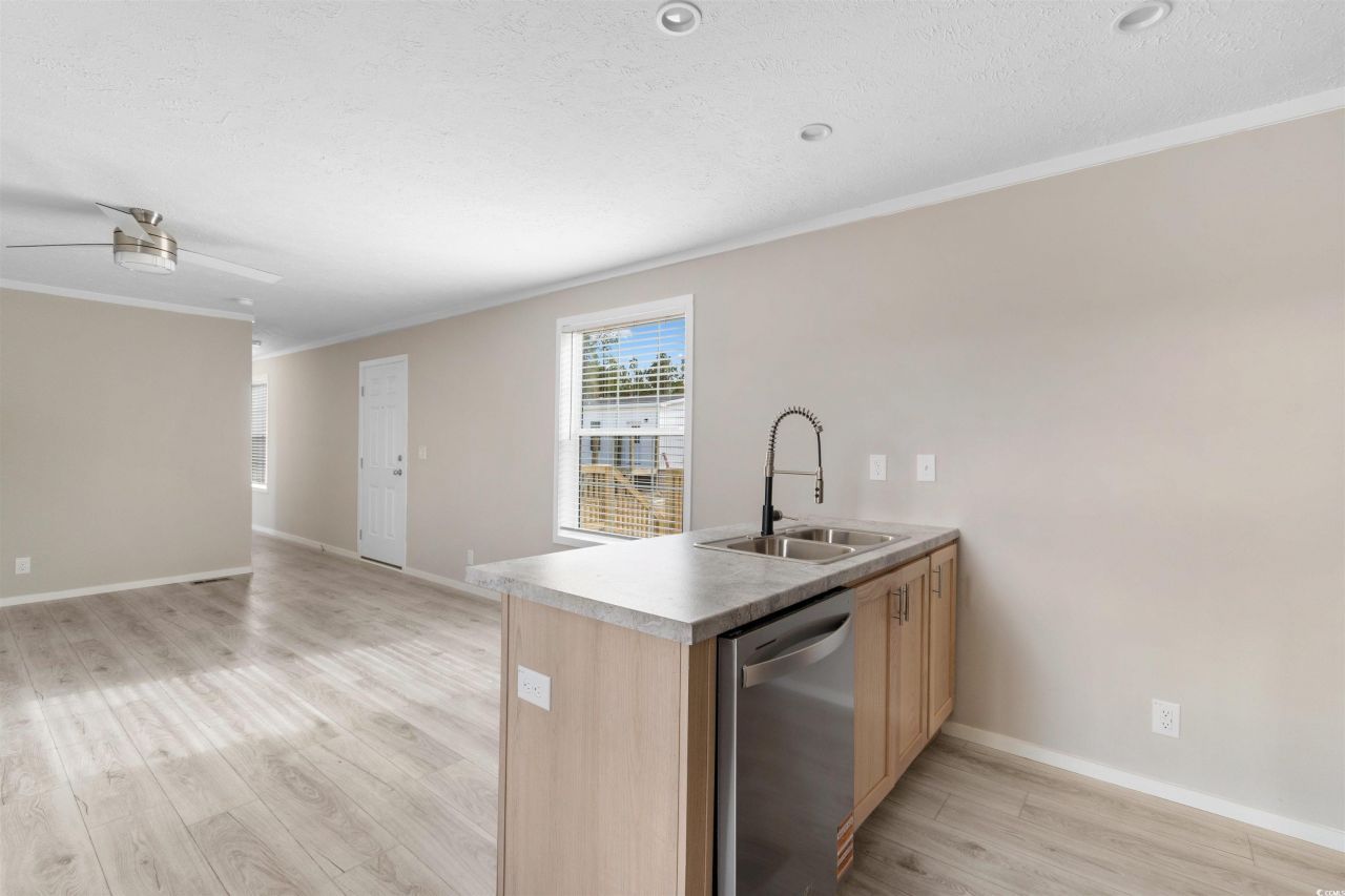 121 Feather Dr Photo 18