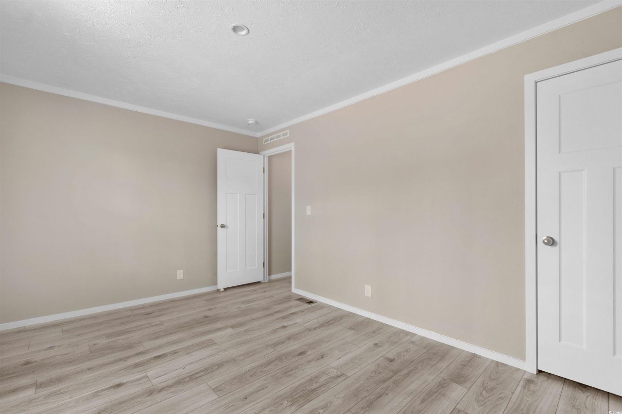 121 Feather Dr Photo 29