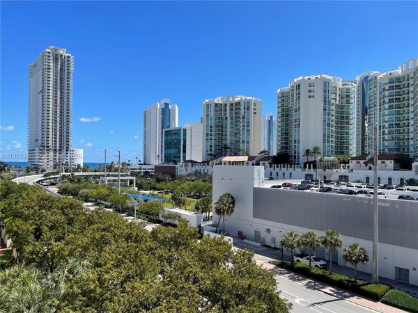 16909 N Bay Rd, Unit 716, Sunny Isles Beach, FL 33160