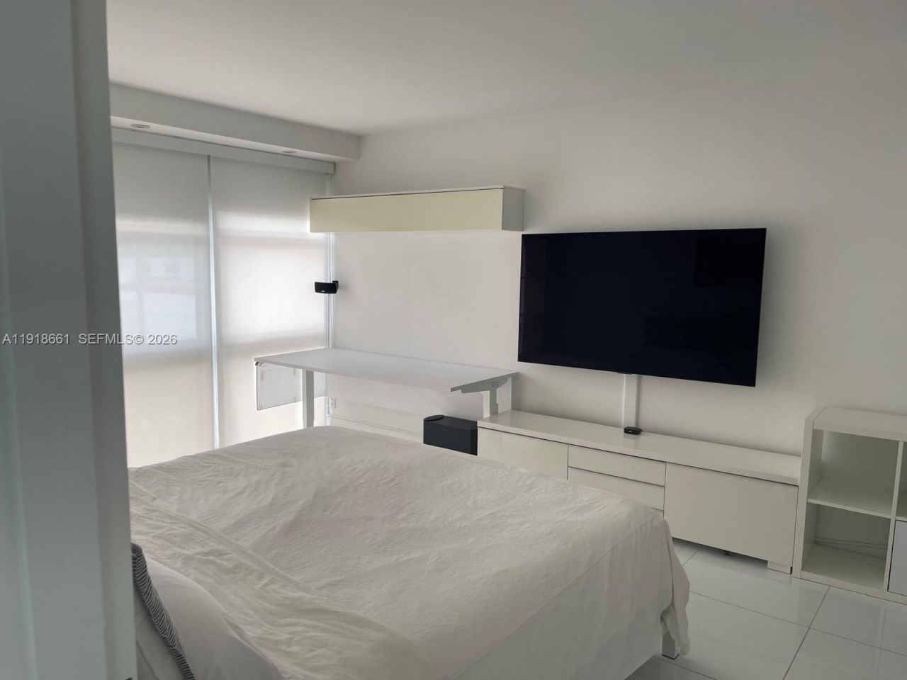 16909 N Bay Rd, Unit 716, Sunny Isles Beach, FL 33160 Photo