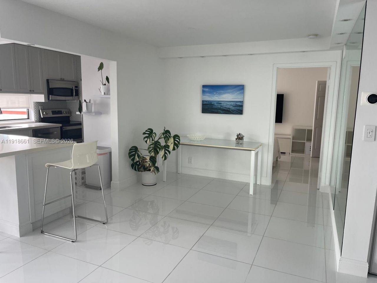 16909 N Bay Rd, Unit 716, Sunny Isles Beach, FL 33160 Photo