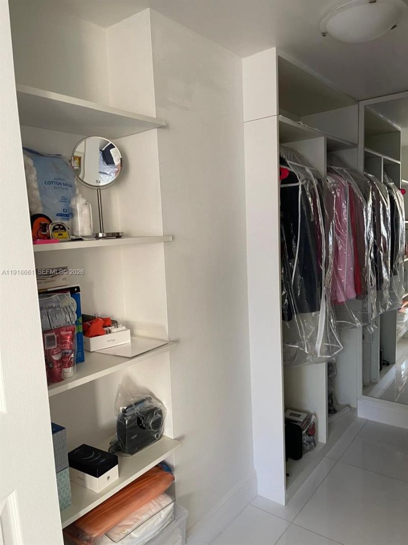 16909 N Bay Rd, Unit 716, Sunny Isles Beach, FL 33160 Photo