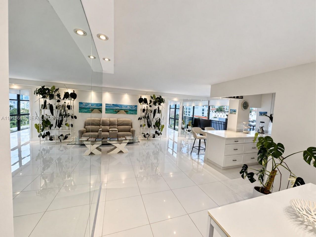16909 N Bay Rd, Unit 716, Sunny Isles Beach, FL 33160 Photo