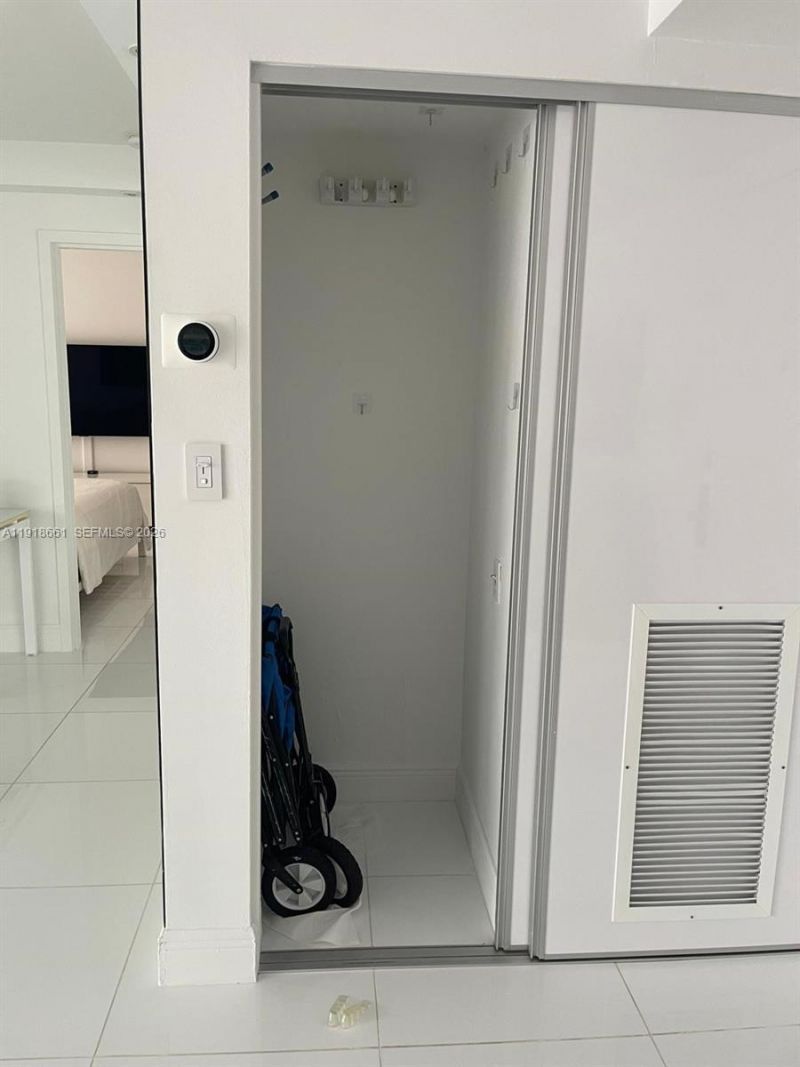 16909 N Bay Rd, Unit 716, Sunny Isles Beach, FL 33160 Photo