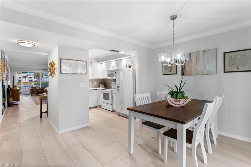 816 Gulf Pavilion Dr, Unit 102, Naples, FL 34108 Photo