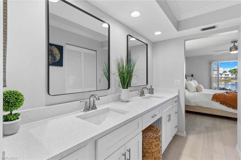 816 Gulf Pavilion Dr, Unit 102, Naples, FL 34108 Photo