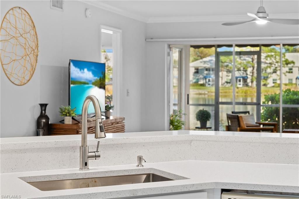 816 Gulf Pavilion Dr, Unit 102, Naples, FL 34108 Photo